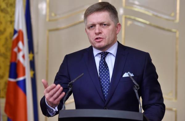 在第二次手术后，斯洛伐克总理菲乔(Robert Fico)的情况仍然“非常严重”