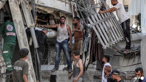  'Tragedy in Jabalia' as Israel army tightens siege in north Gaza